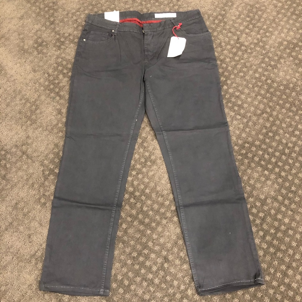 NWT TAILORED RECREATION men’s black chinos.